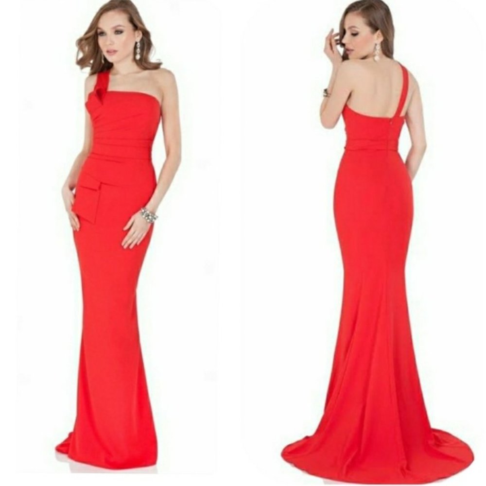 Terani Couture Red One Shoulder Straight Neck Column Gown 4